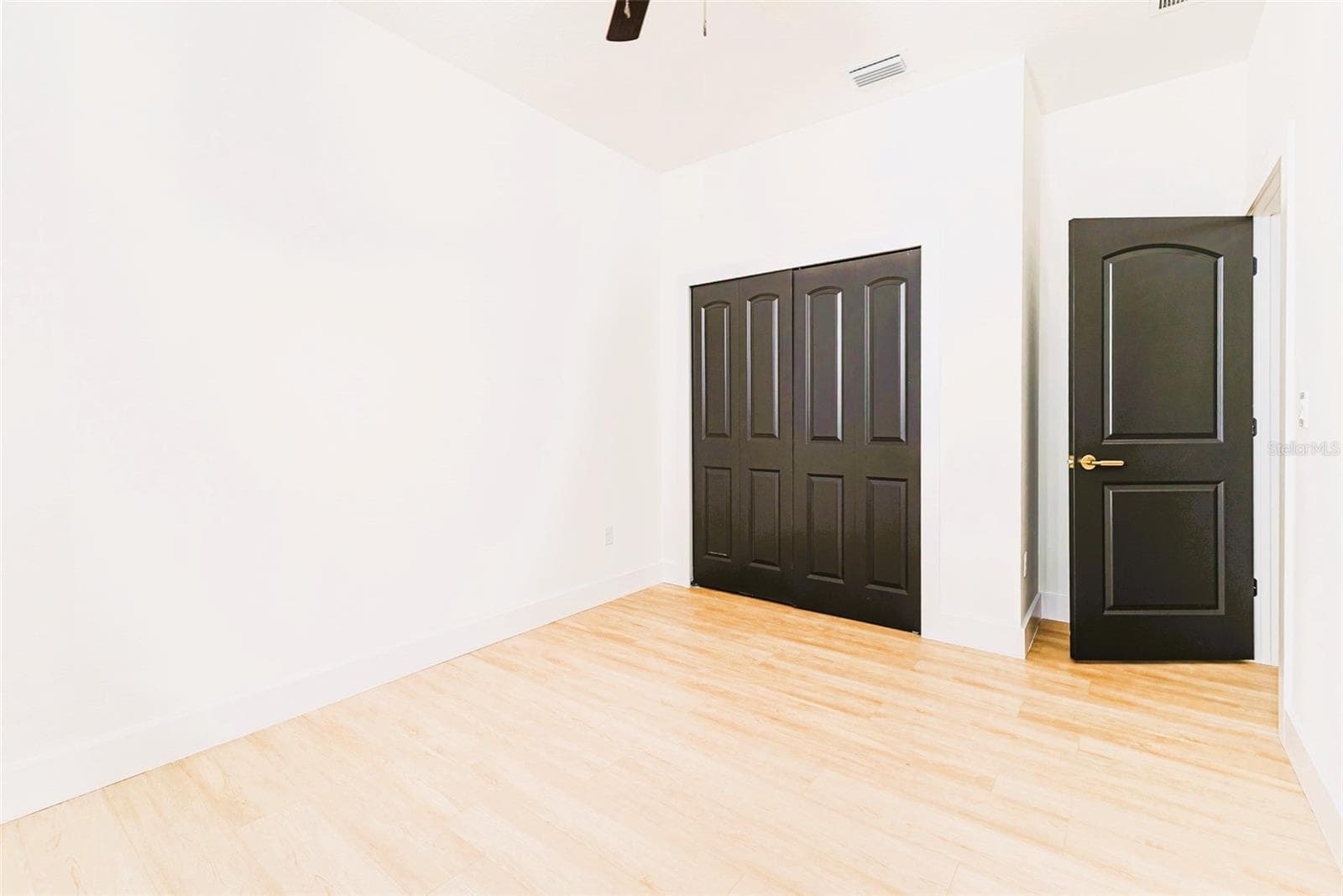 Single Family Residence at 7905 N GREENWOOD AVE, TAMPA, photo 45 of 48