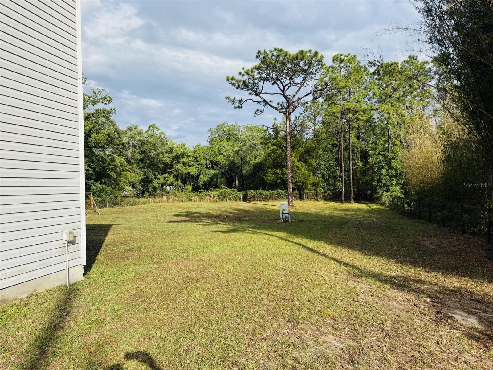 Single Family Residence at 12020 PINE WARBLER AVE, WEEKI WACHEE, photo 2 of 22