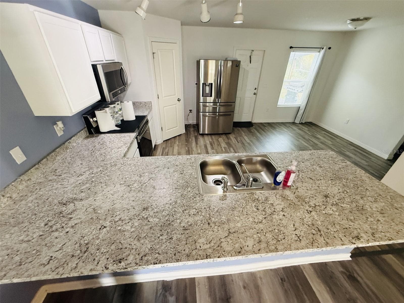 Single Family Residence at 12020 PINE WARBLER AVE, WEEKI WACHEE, photo 10 of 22