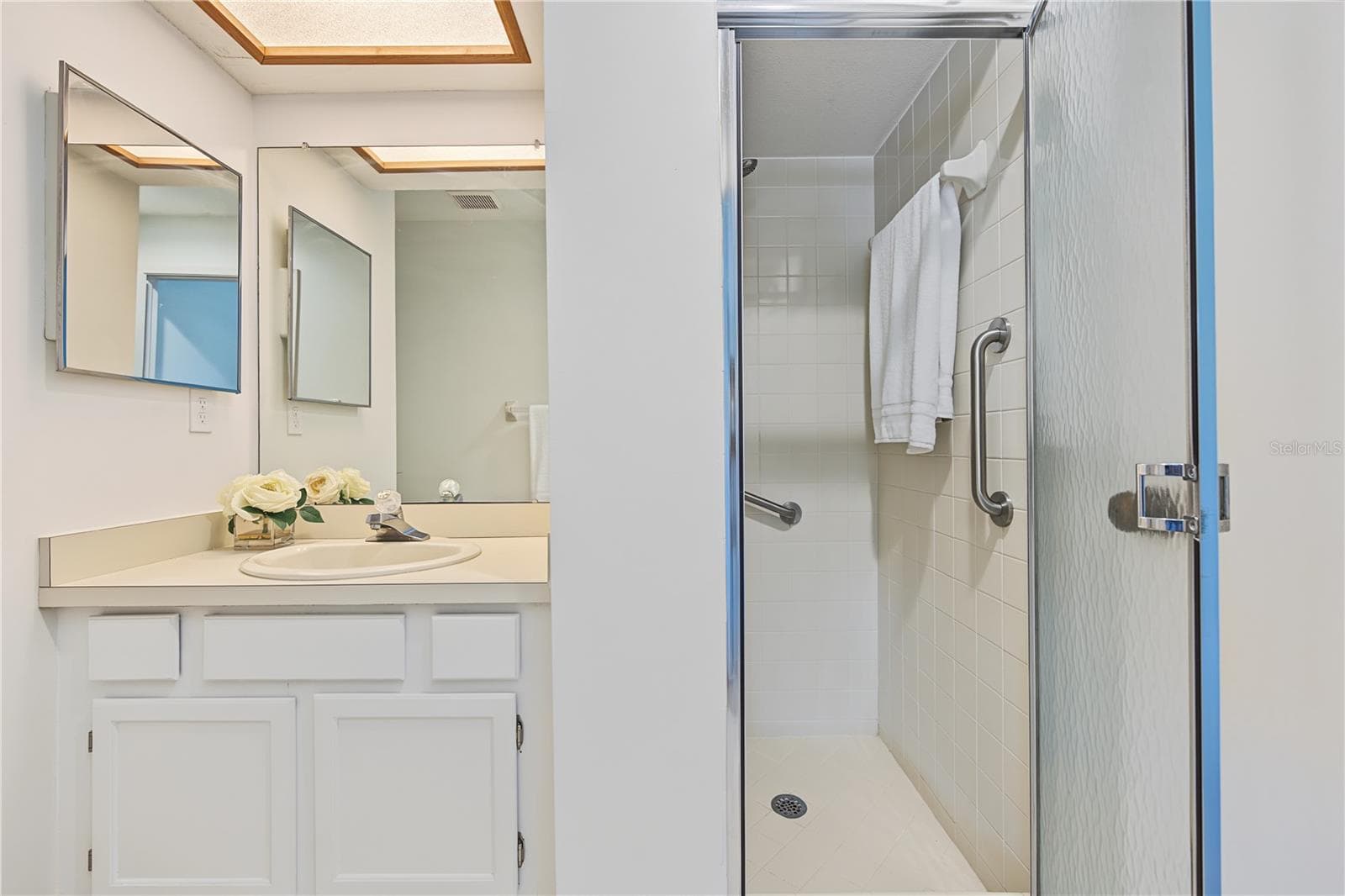 Villa at 3960 MERMOOR DR, PALM HARBOR, photo 29 of 71