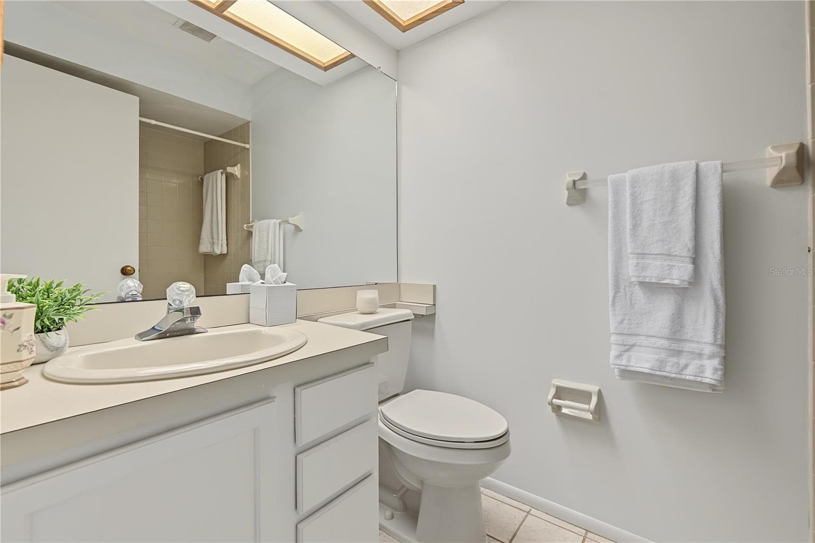 Villa at 3960 MERMOOR DR, PALM HARBOR, photo 37 of 71