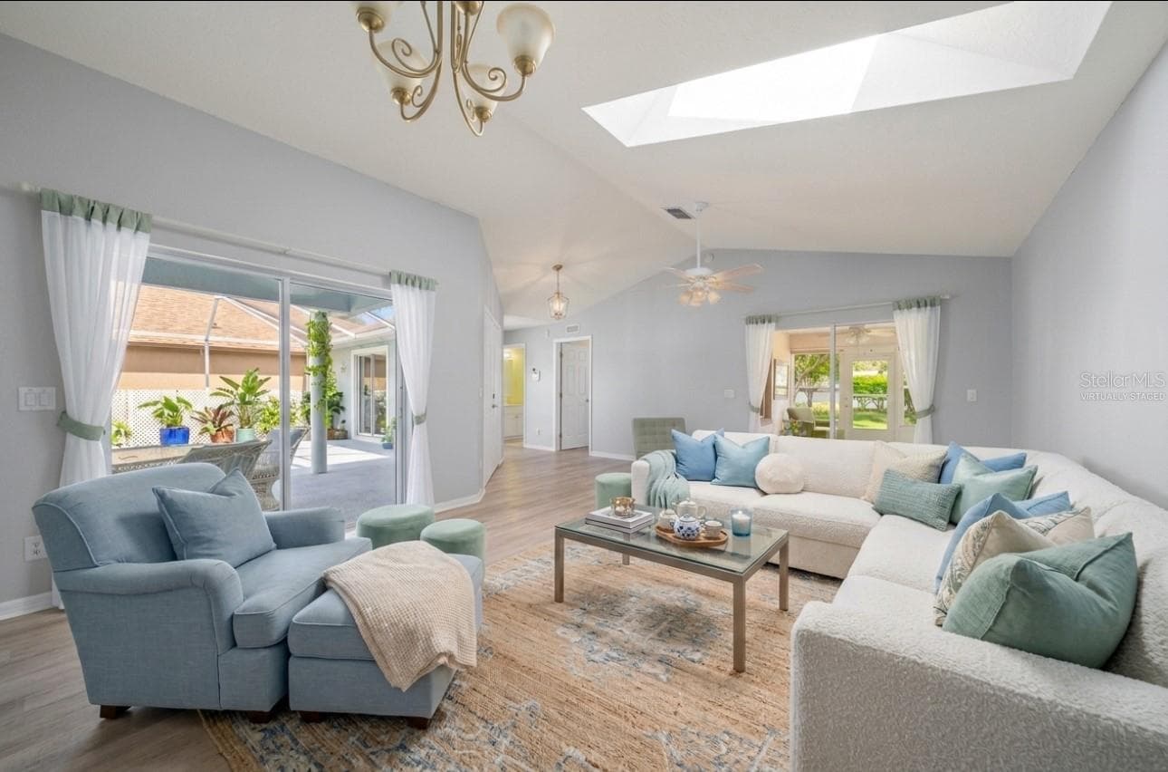 Virtually Staged - 17789 SE 113TH TER, SUMMERFIELD