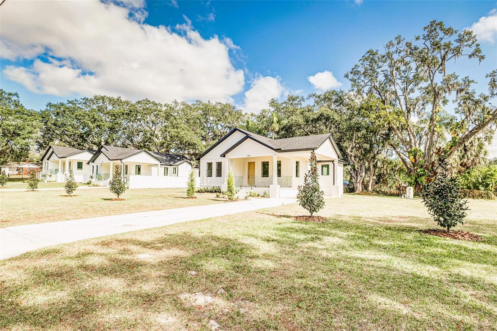 Single Family Residence at 7901 N GREENWOOD AVE, TAMPA, photo 4 of 39