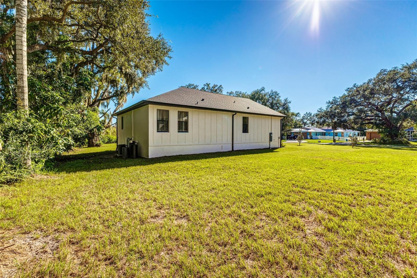Single Family Residence at 7901 N GREENWOOD AVE, TAMPA, photo 39 of 39