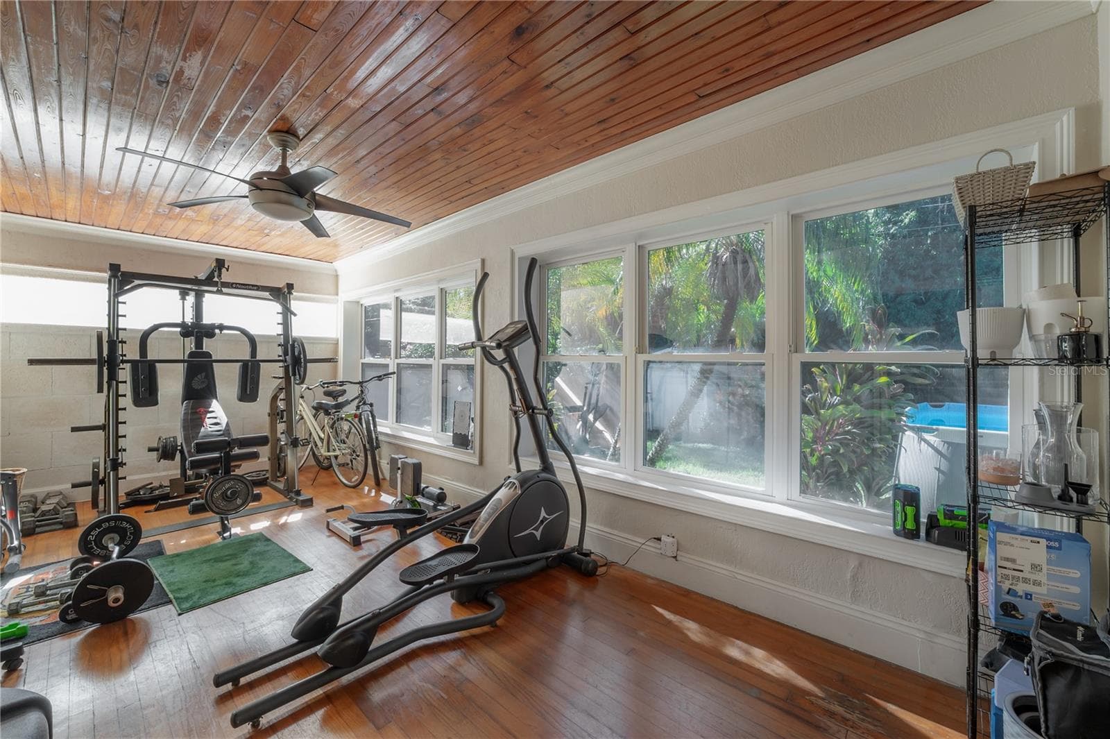 Single Family Residence at 3138 W EUCLID AVE, TAMPA, photo 11 of 31