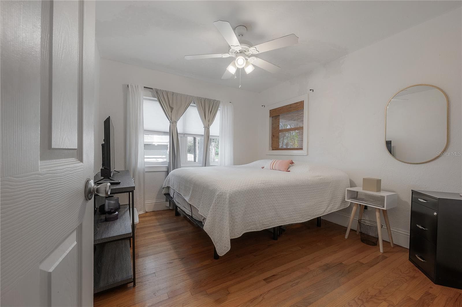 Single Family Residence at 3138 W EUCLID AVE, TAMPA, photo 14 of 31