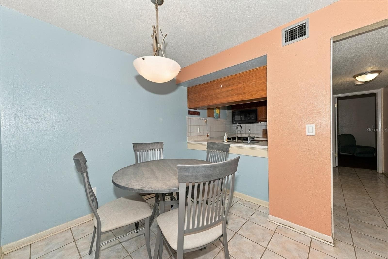 Condominium at 1799 N HIGHLAND AVE #159, CLEARWATER, photo 10 of 38