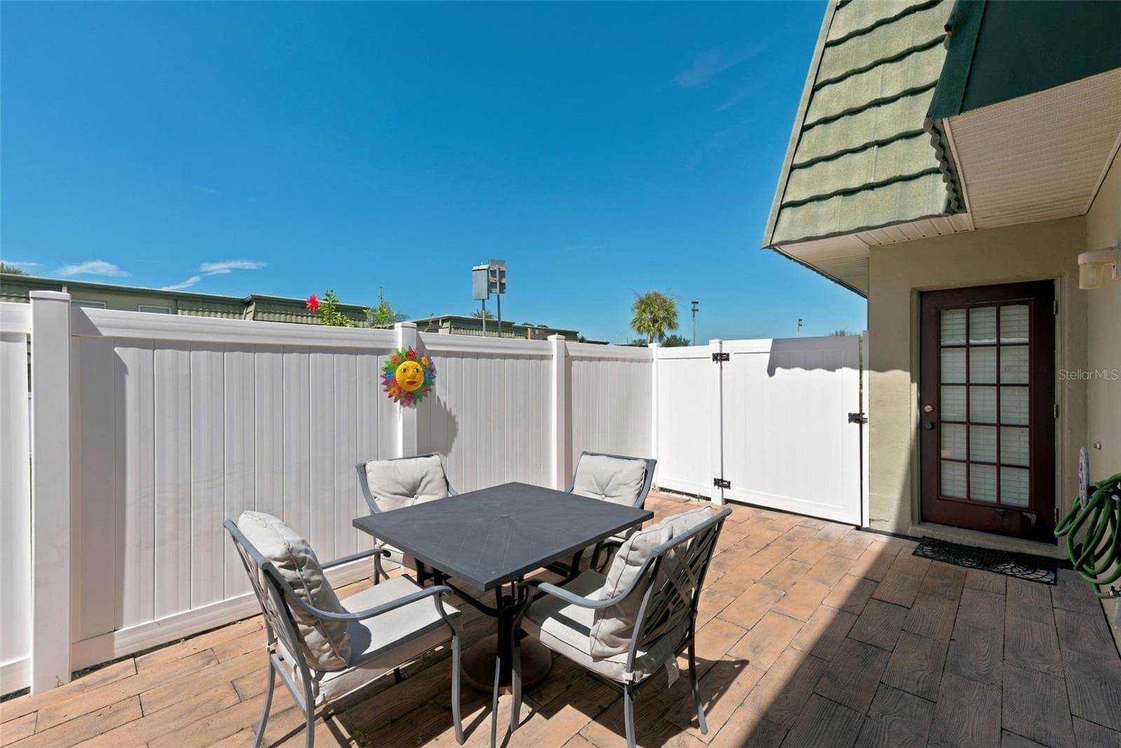 Large, private, fenced patio - 1799 N HIGHLAND AVE #159, CLEARWATER