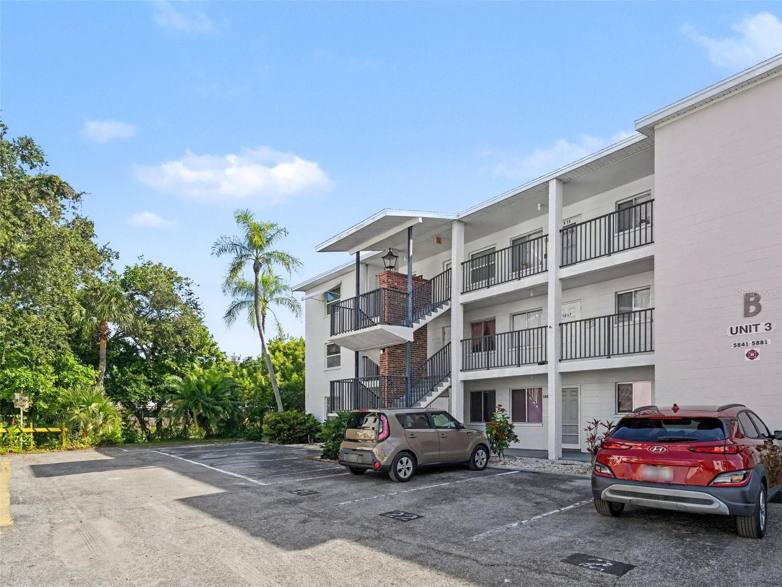 5855 PALM LN #B21