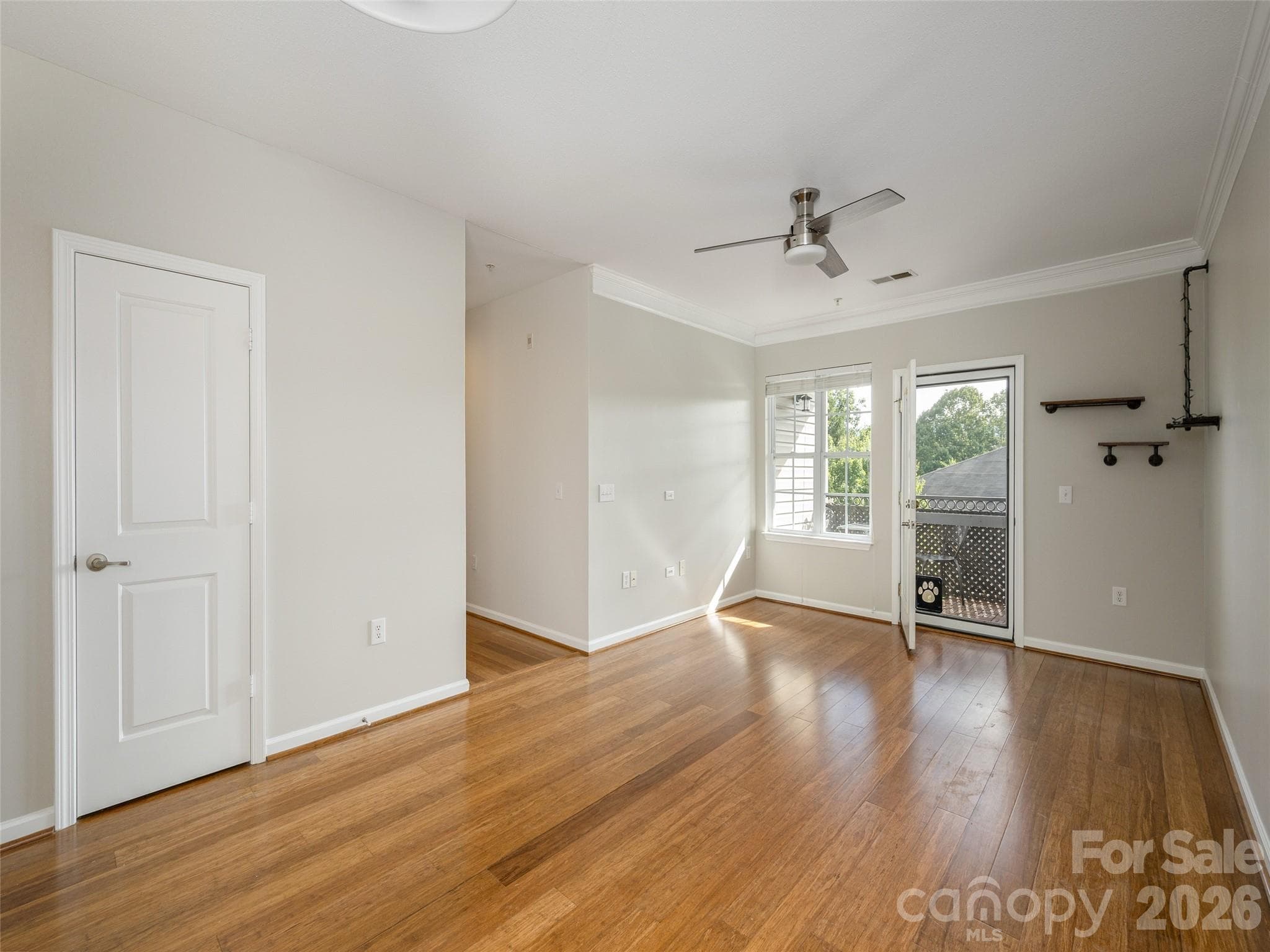 Condominium at 437 Appeldoorn Circle, Asheville, photo 7 of 31