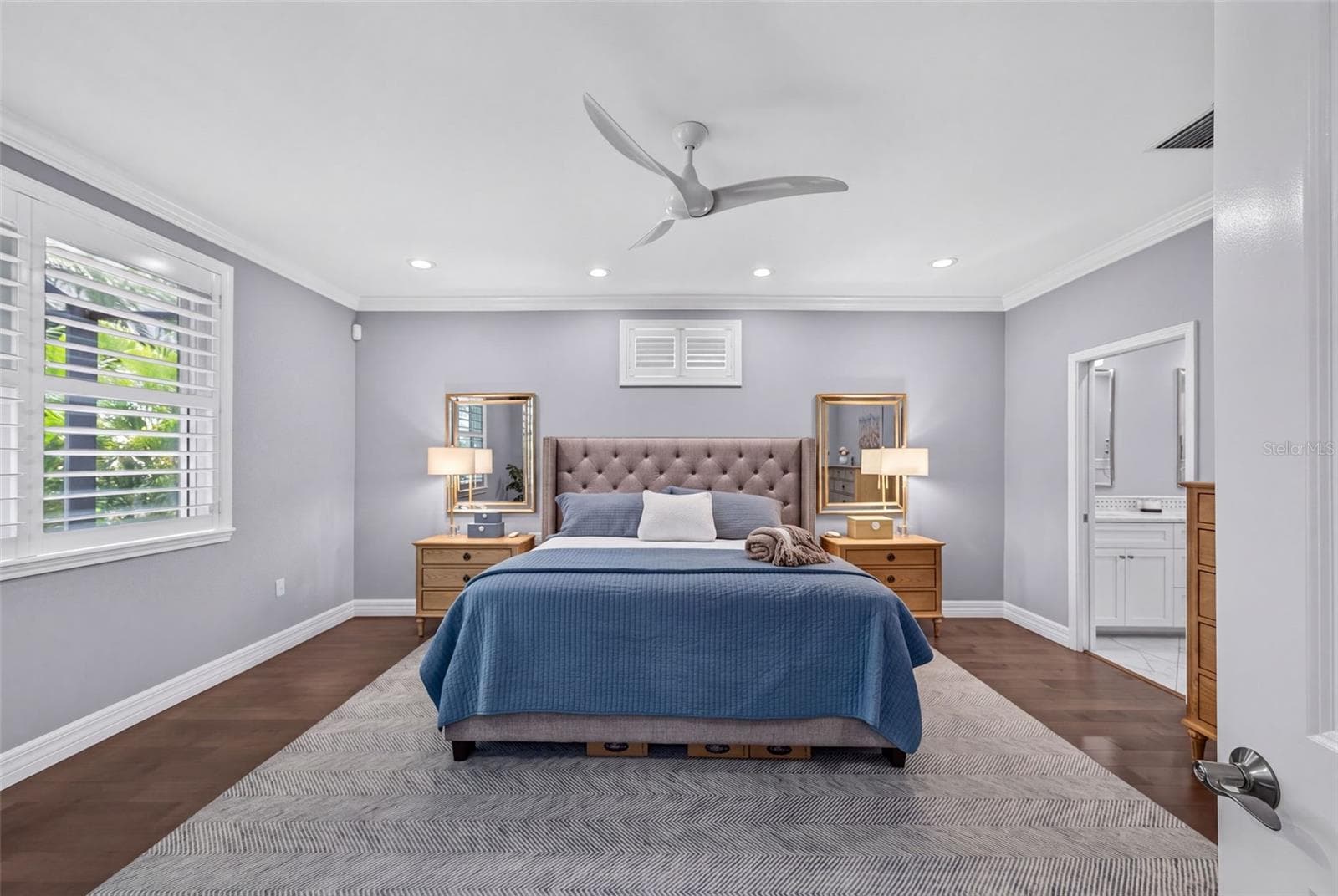 Single Family Residence at 70 ISLAND CIR, SARASOTA, photo 15 of 54