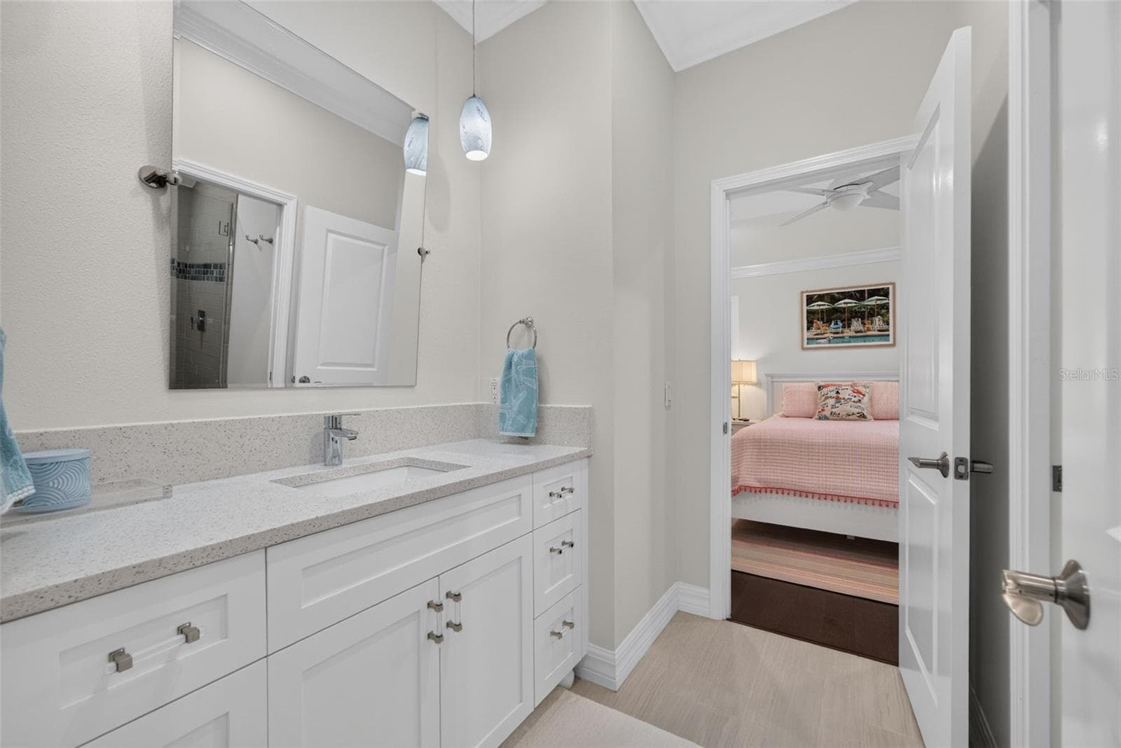 Single Family Residence at 70 ISLAND CIR, SARASOTA, photo 33 of 54
