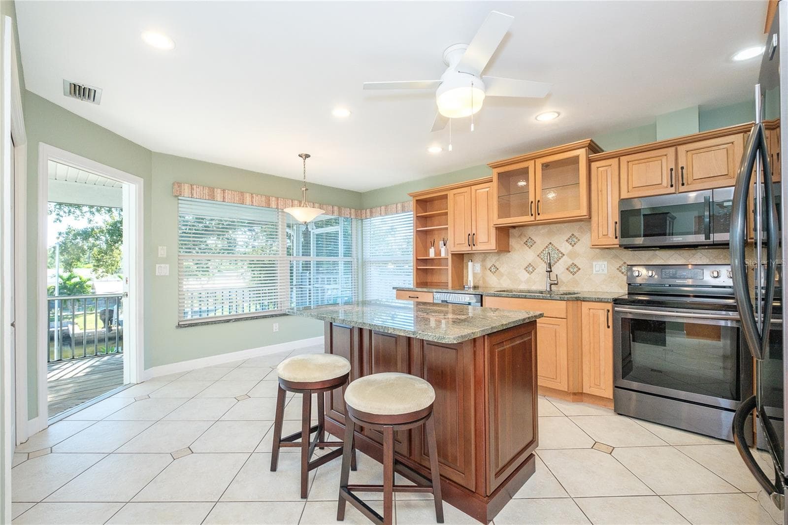 Single Family Residence at 9230 PINE COVE DR, ENGLEWOOD, photo 26 of 65