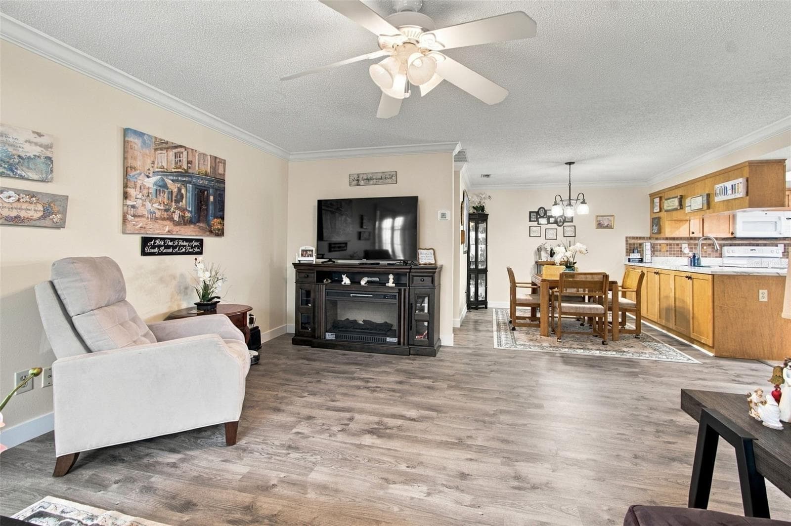 Condominium at 3856 TROPHY BLVD #2, NEW PORT RICHEY, photo 9 of 53