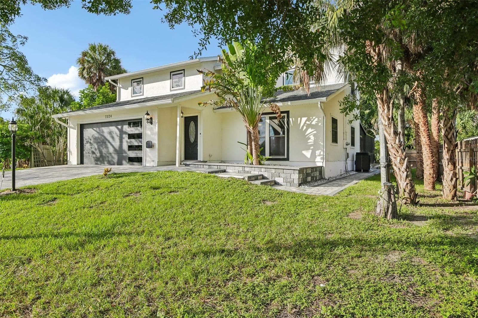Single Family Residence at 7324 PHILLIPS ST, SARASOTA, photo 3 of 54