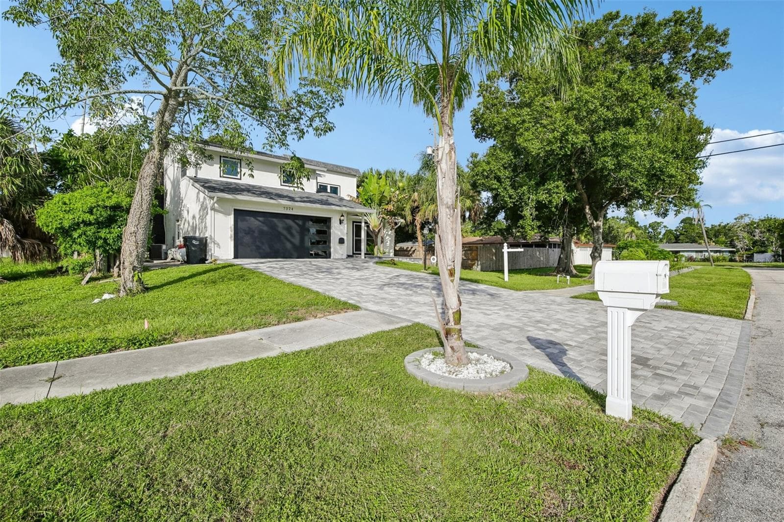 Single Family Residence at 7324 PHILLIPS ST, SARASOTA, photo 5 of 54