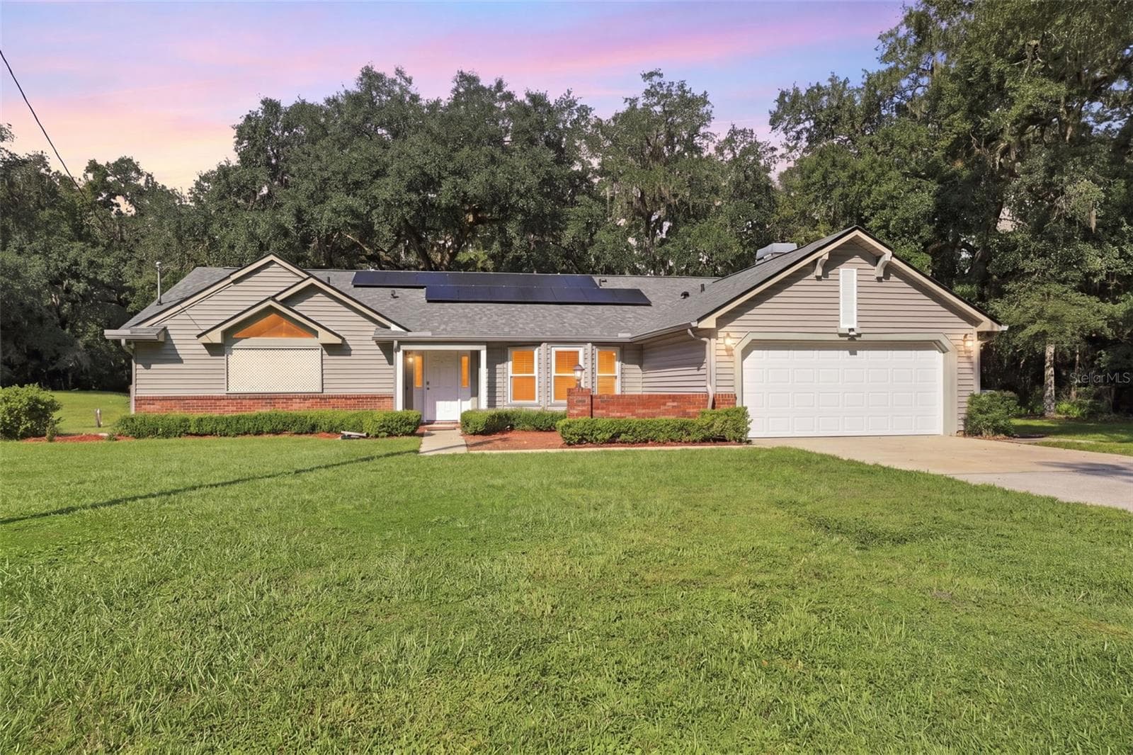 880 EMERSON RD