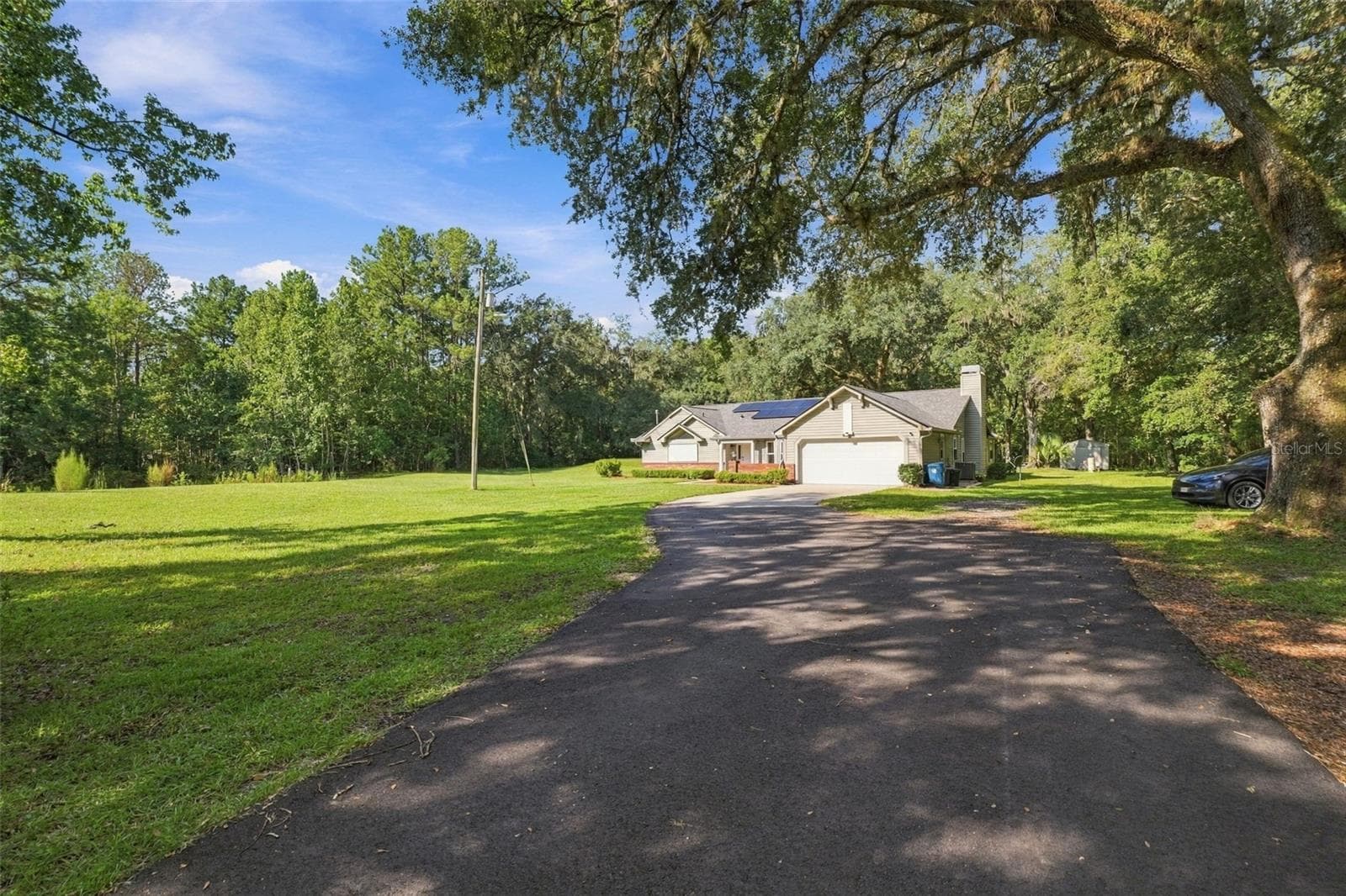 Single Family Residence at 880 EMERSON RD, BROOKSVILLE, photo 5 of 64