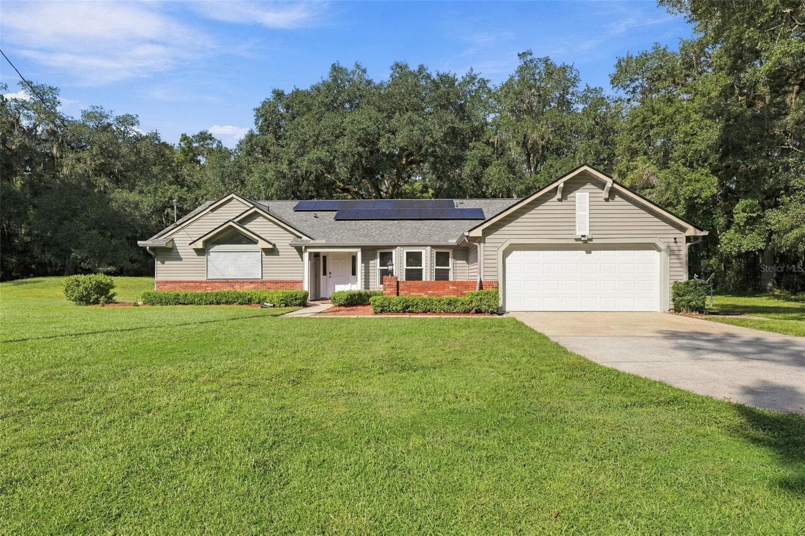 Single Family Residence at 880 EMERSON RD, BROOKSVILLE, photo 9 of 64