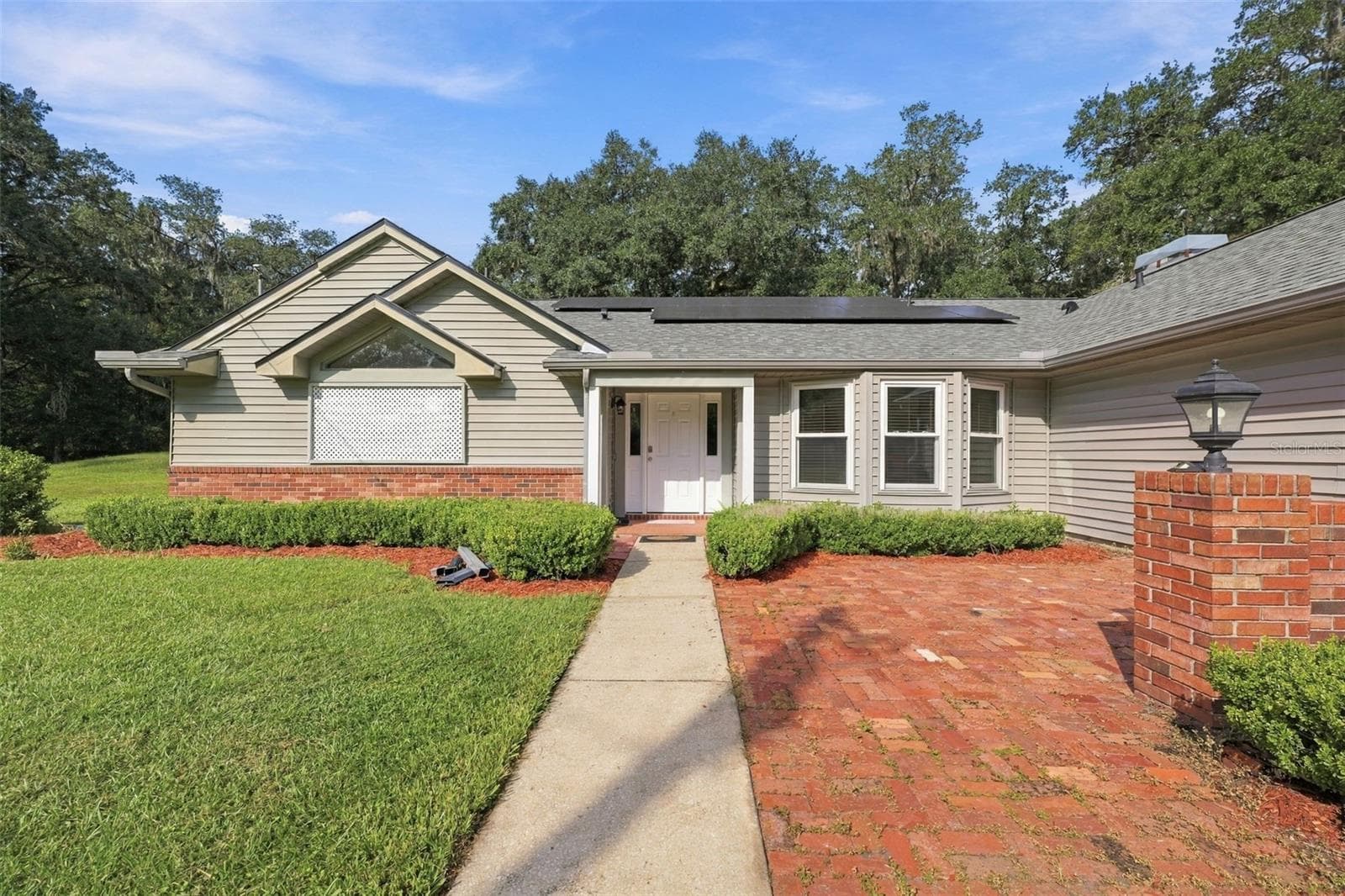 Single Family Residence at 880 EMERSON RD, BROOKSVILLE, photo 10 of 64