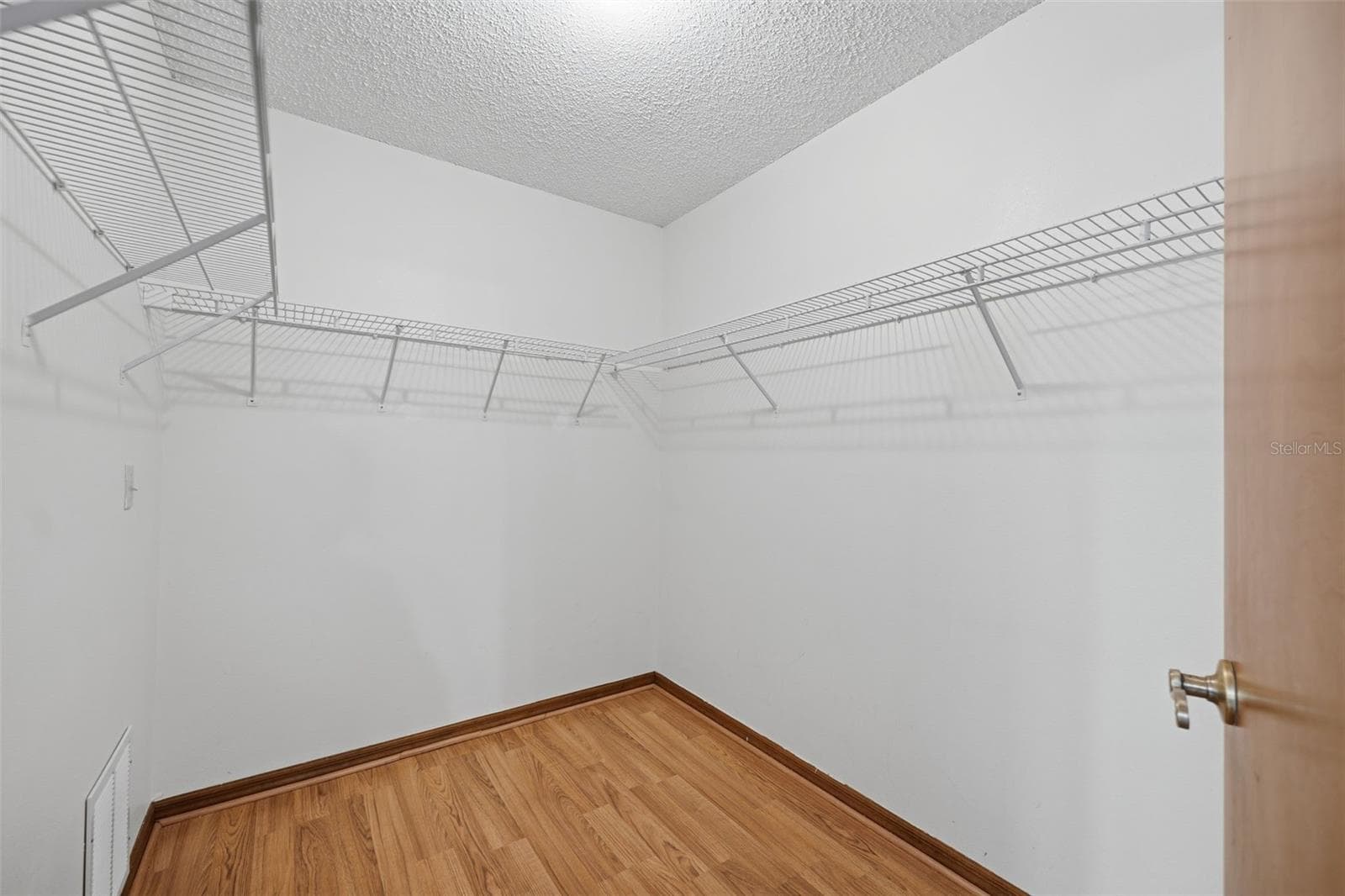 Walk-In Closet - 880 EMERSON RD, BROOKSVILLE
