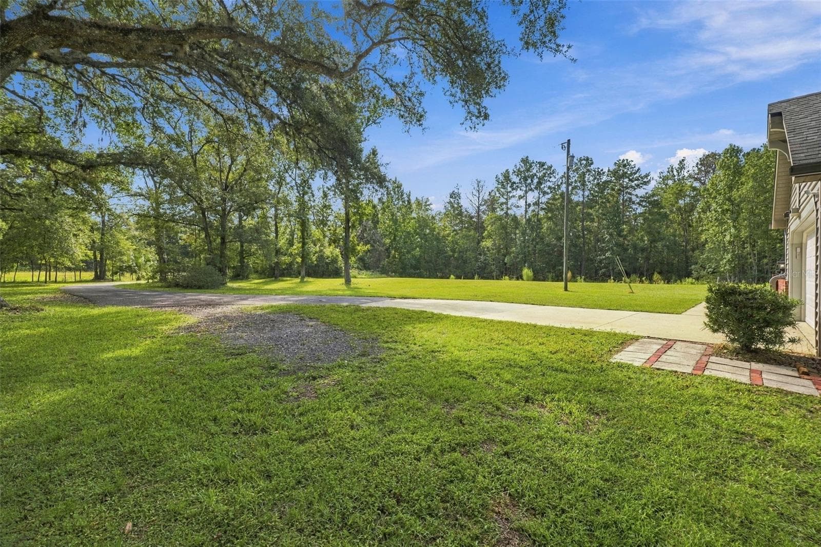Single Family Residence at 880 EMERSON RD, BROOKSVILLE, photo 52 of 64