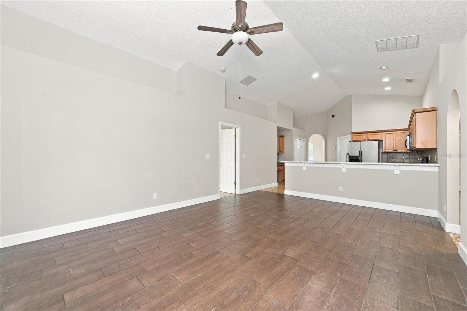 Single Family Residence at 324 ANORAK ST, GROVELAND, photo 4 of 21
