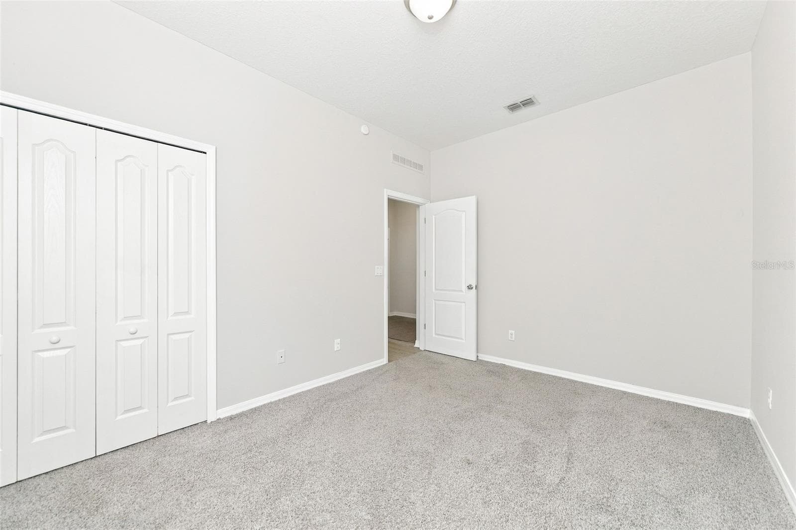 Single Family Residence at 411 HAMMERSTONE AVE, HAINES CITY, photo 6 of 21