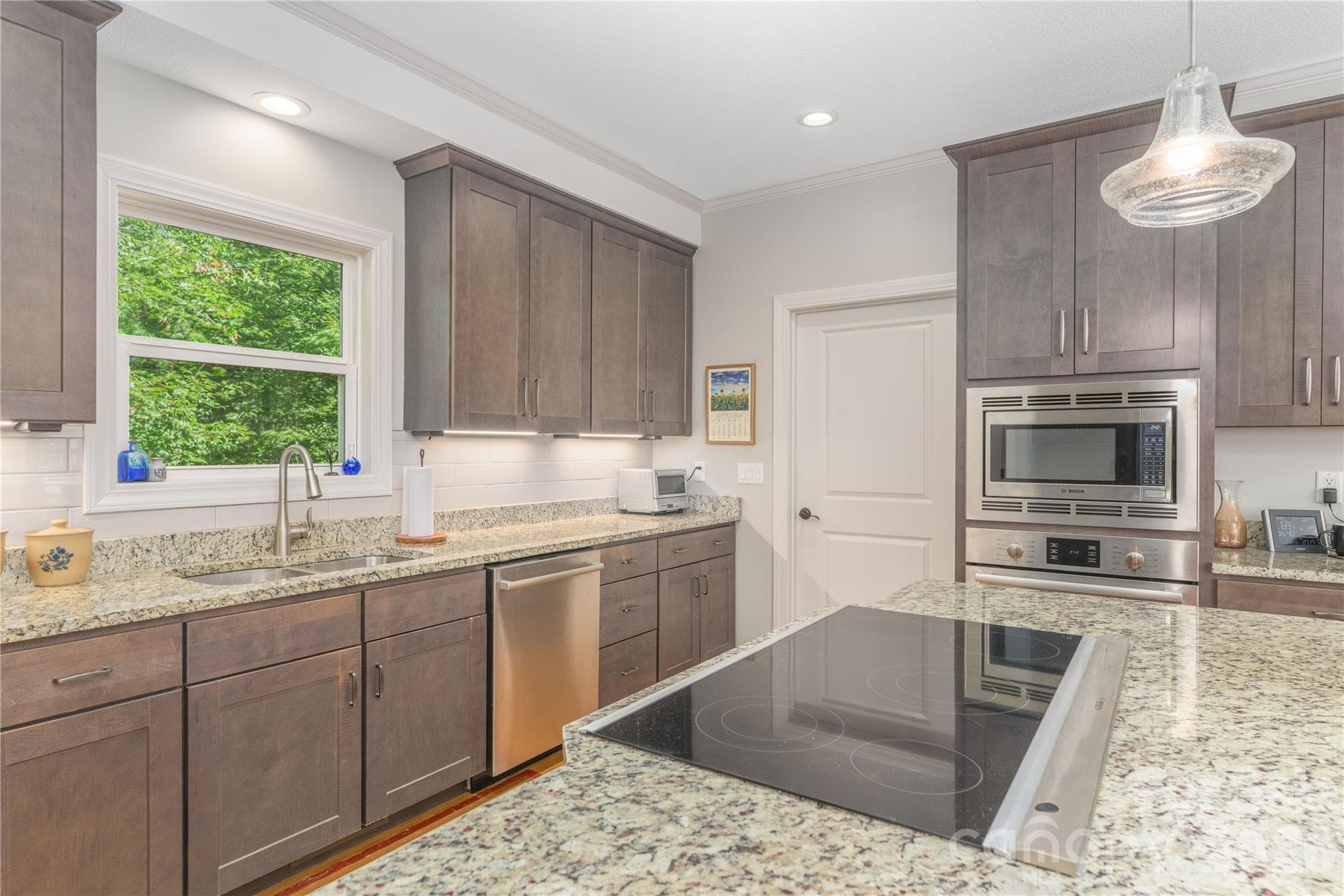 Single Family Residence at 18 Herron View Lane, Weaverville, photo 12 of 48