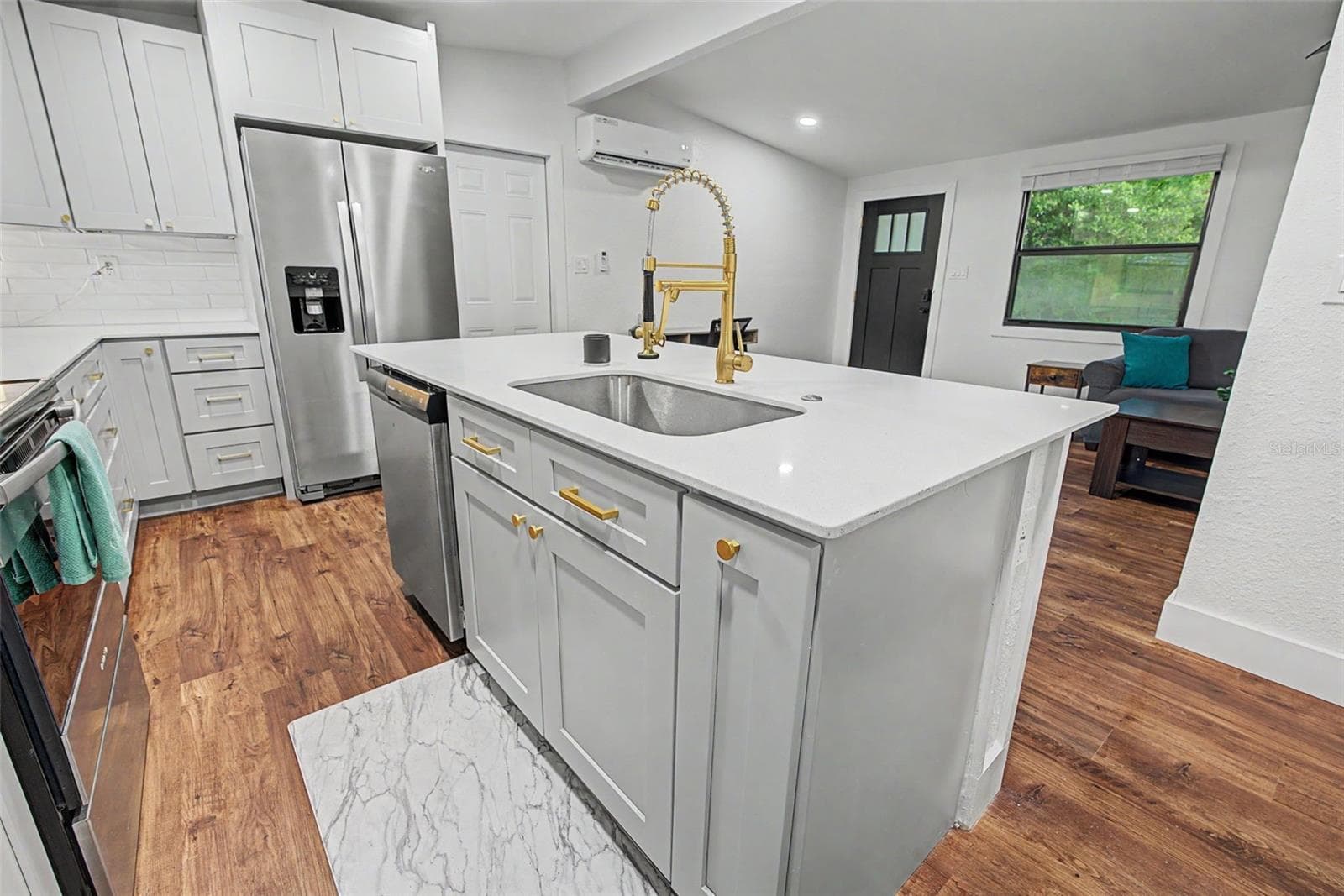 Single Family Residence at 3000 KAREN AVE, LARGO, photo 11 of 22