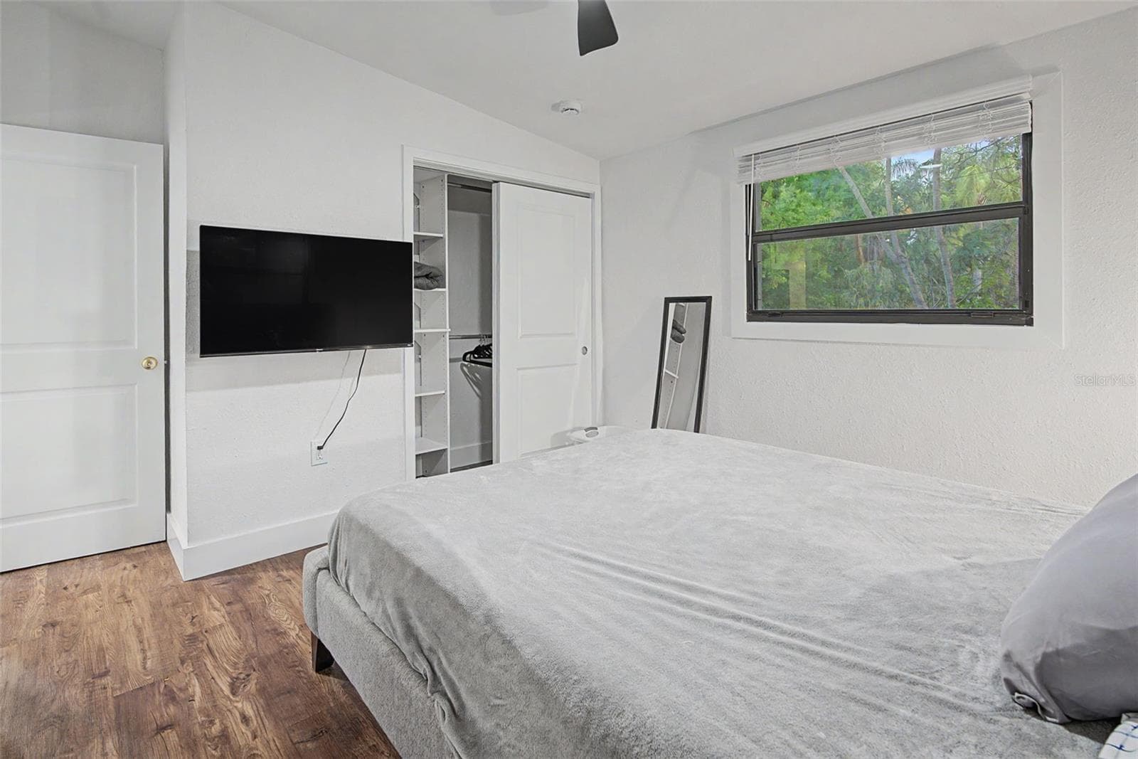 Single Family Residence at 3000 KAREN AVE, LARGO, photo 16 of 22