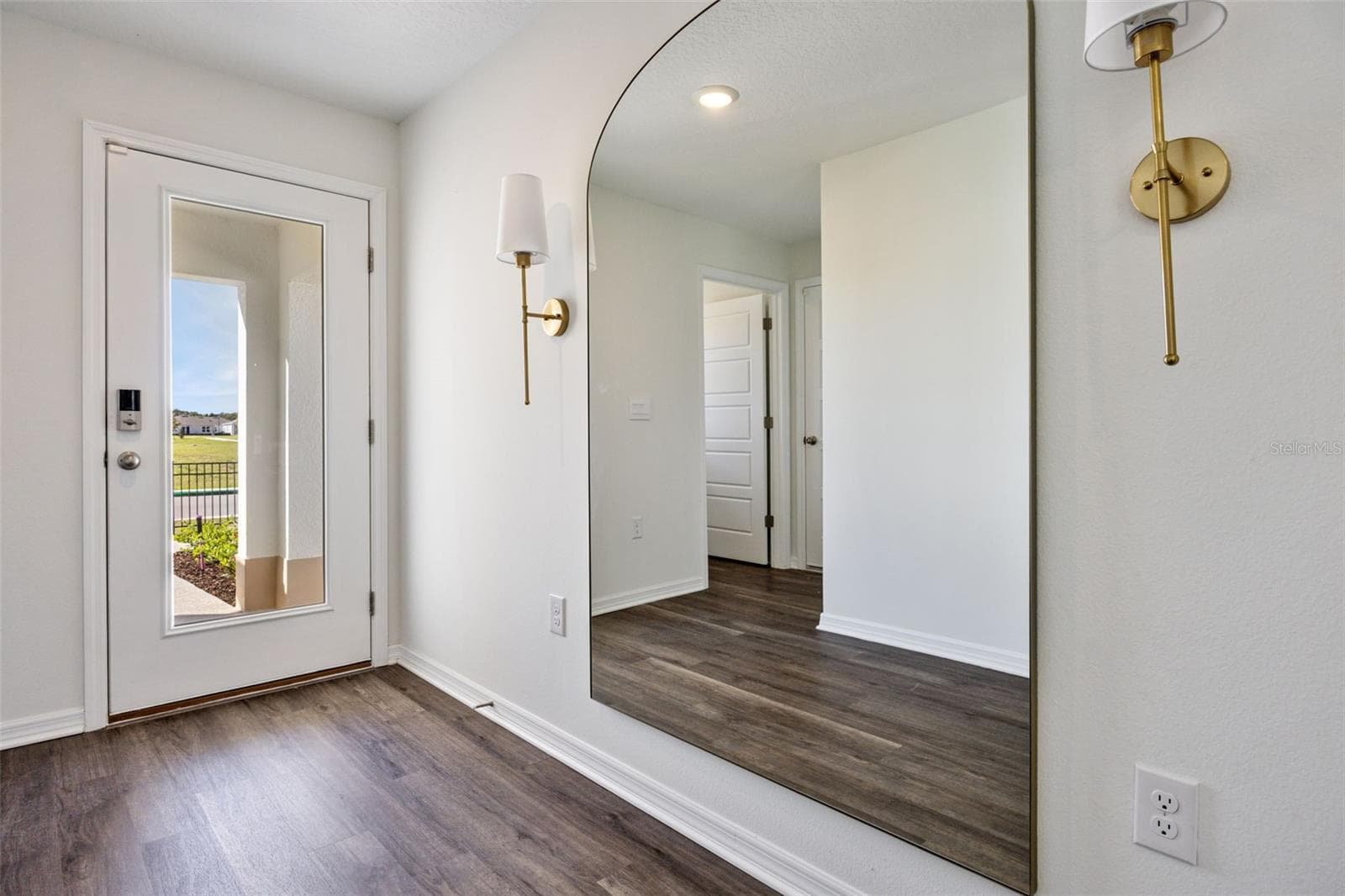 Single Family Residence at 8310 PONCE DE LEON ST, LAKELAND, photo 2 of 29