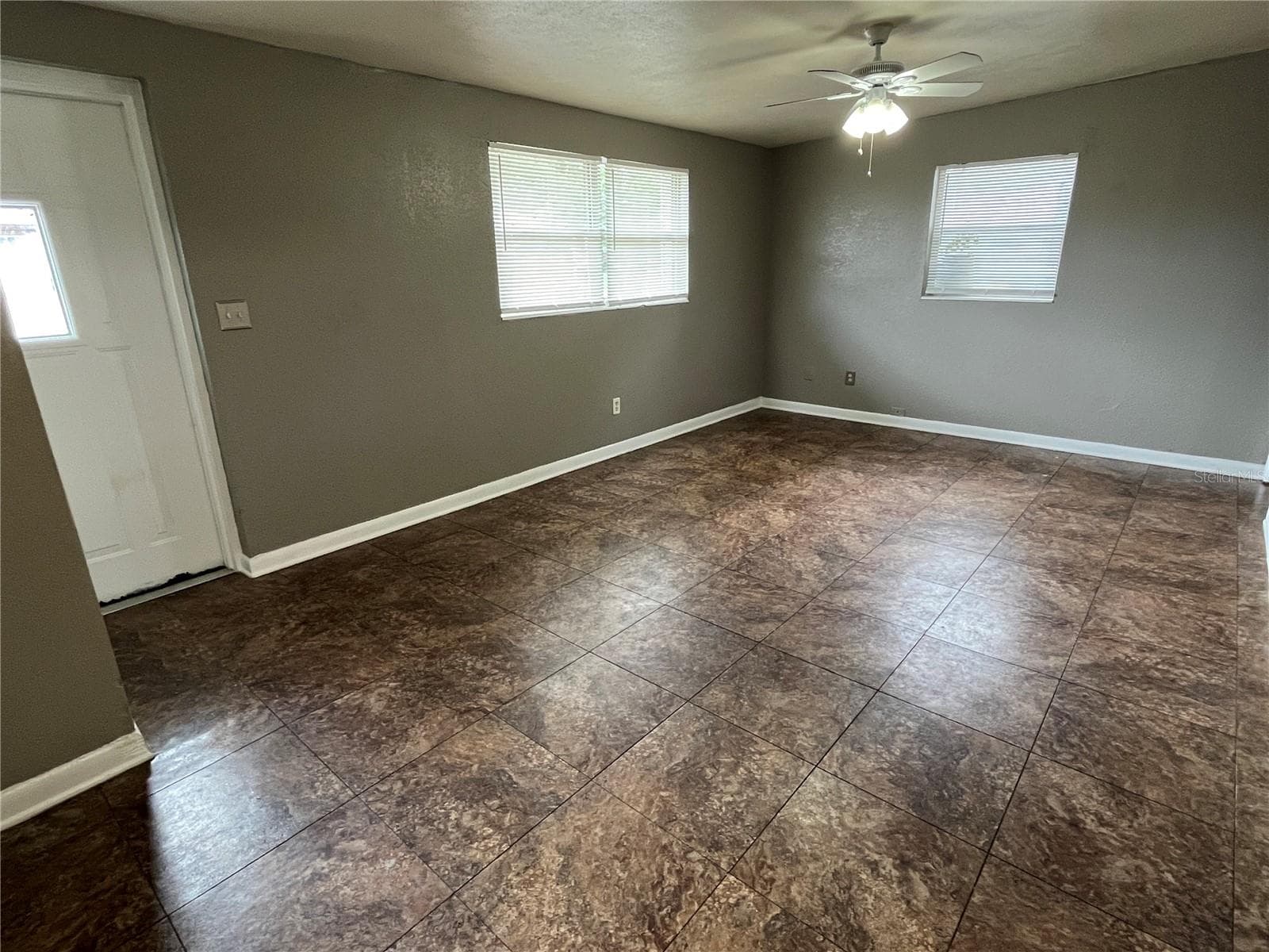Apartment at 2600 TRINITY CIR NW #C, WINTER HAVEN, photo 2 of 7