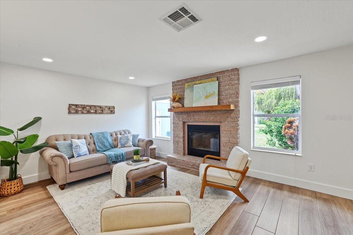 Single Family Residence at 4140 DES PREZ CT, HERNANDO BEACH, photo 10 of 39