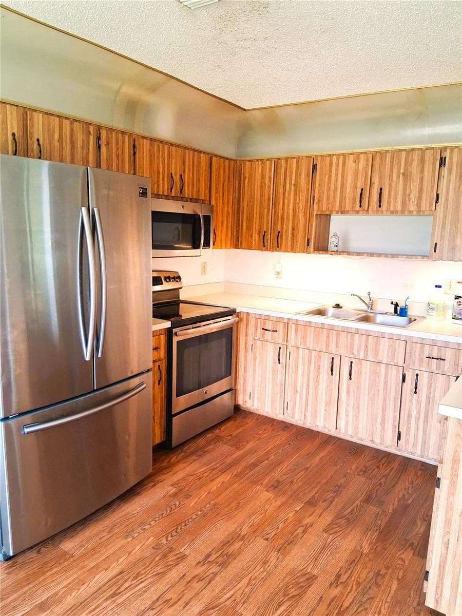 Kitchen view I - 21617 SW PEACH BLOSSOM ST, DUNNELLON