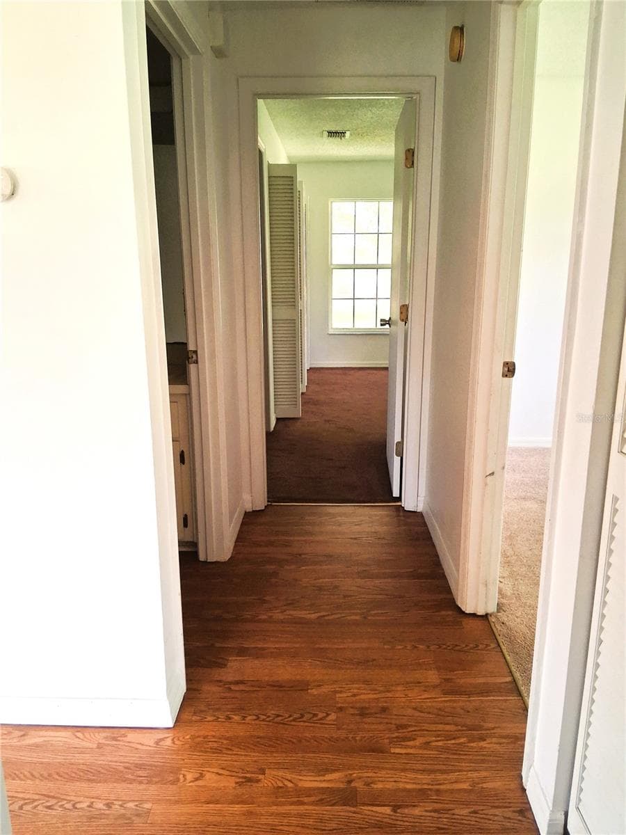 Hallway - 21617 SW PEACH BLOSSOM ST, DUNNELLON