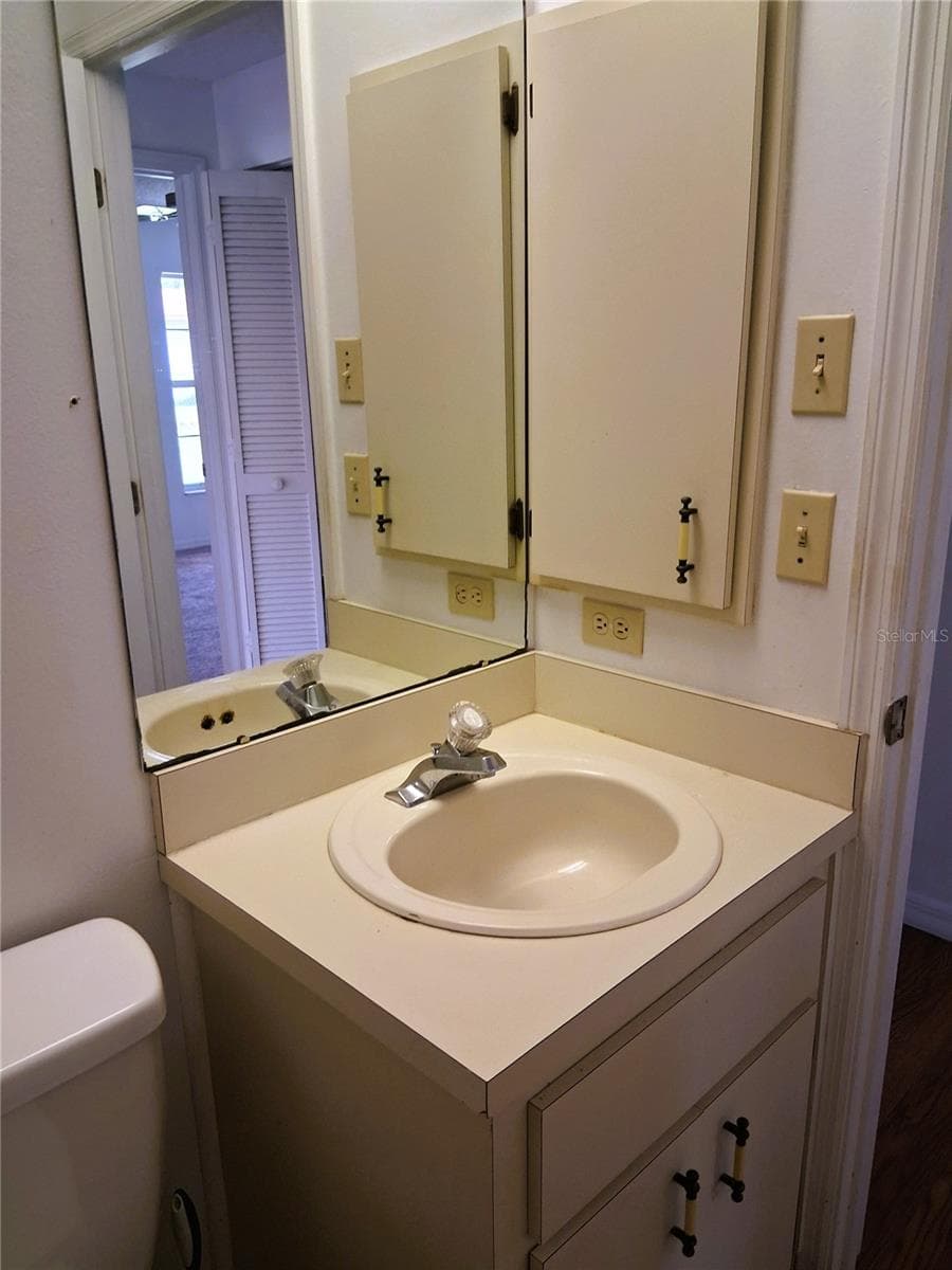 Bathroom II - 21617 SW PEACH BLOSSOM ST, DUNNELLON