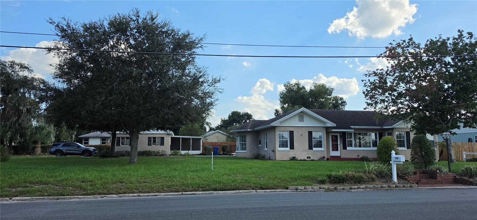 Oversized Lot - 706 AVENUE I NE, WINTER HAVEN
