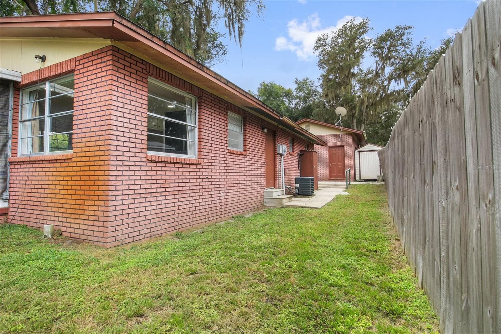 Single Family Residence at 5675 S SANDALWOOD WAY, FLORAL CITY, photo 37 of 44