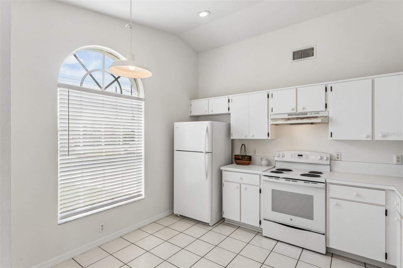 Single Family Residence at 196 BURNSED PL, OVIEDO, photo 13 of 22