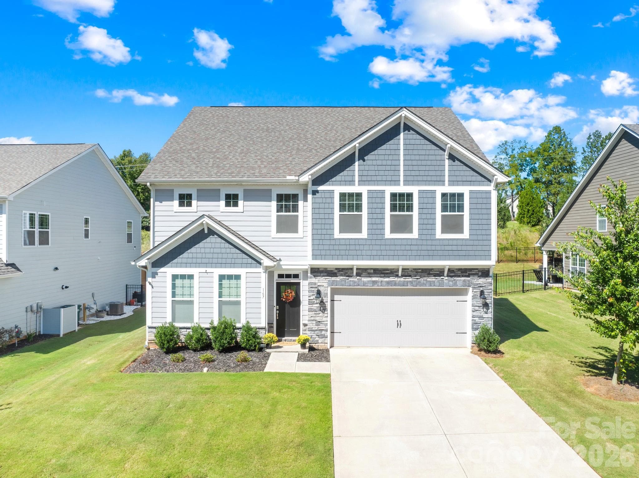 Single Family Residence at 167 Rhuidean Court, Troutman, photo 2 of 46