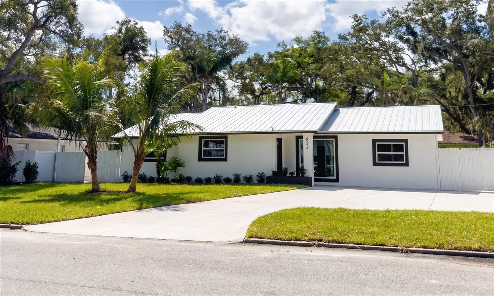 Front of the Property - 1822 2ND AVE E, BRADENTON