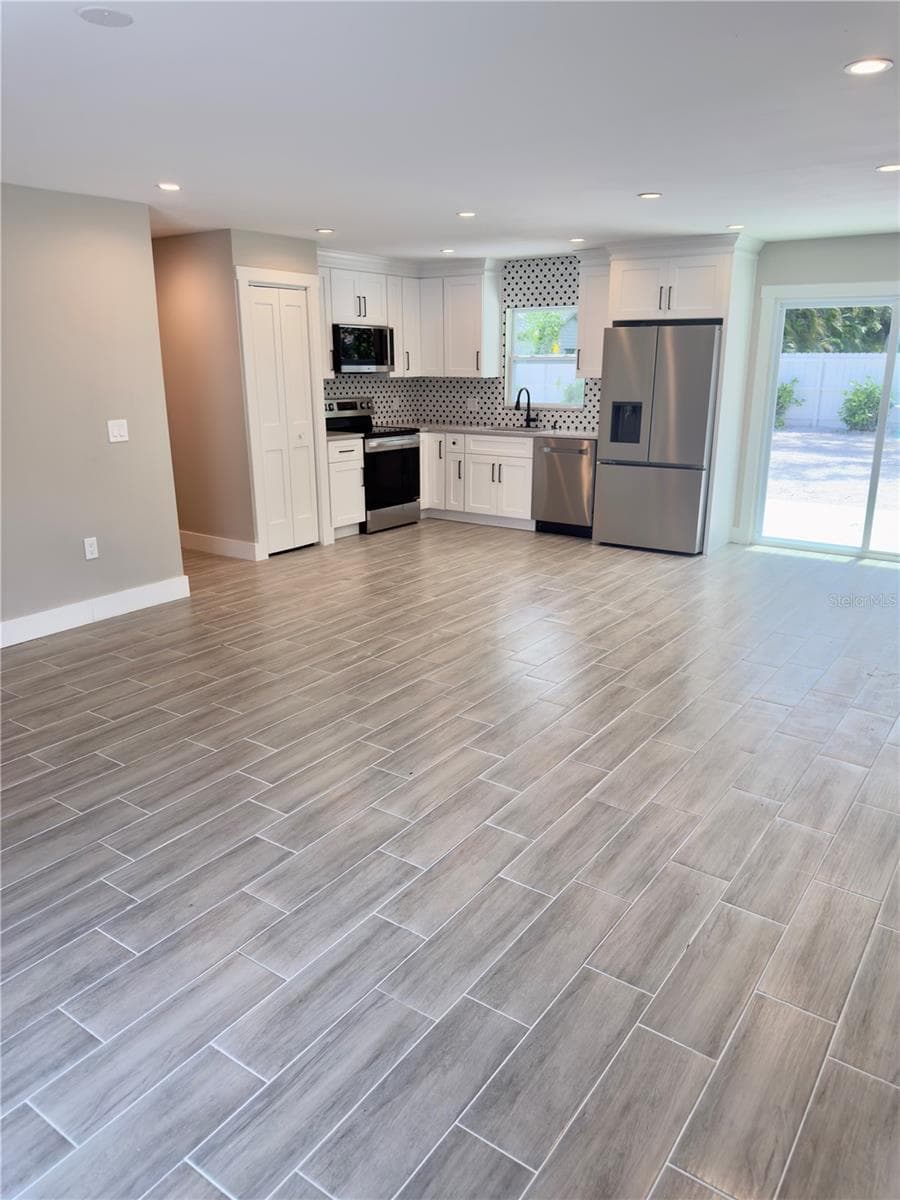 Living Area - 1822 2ND AVE E, BRADENTON