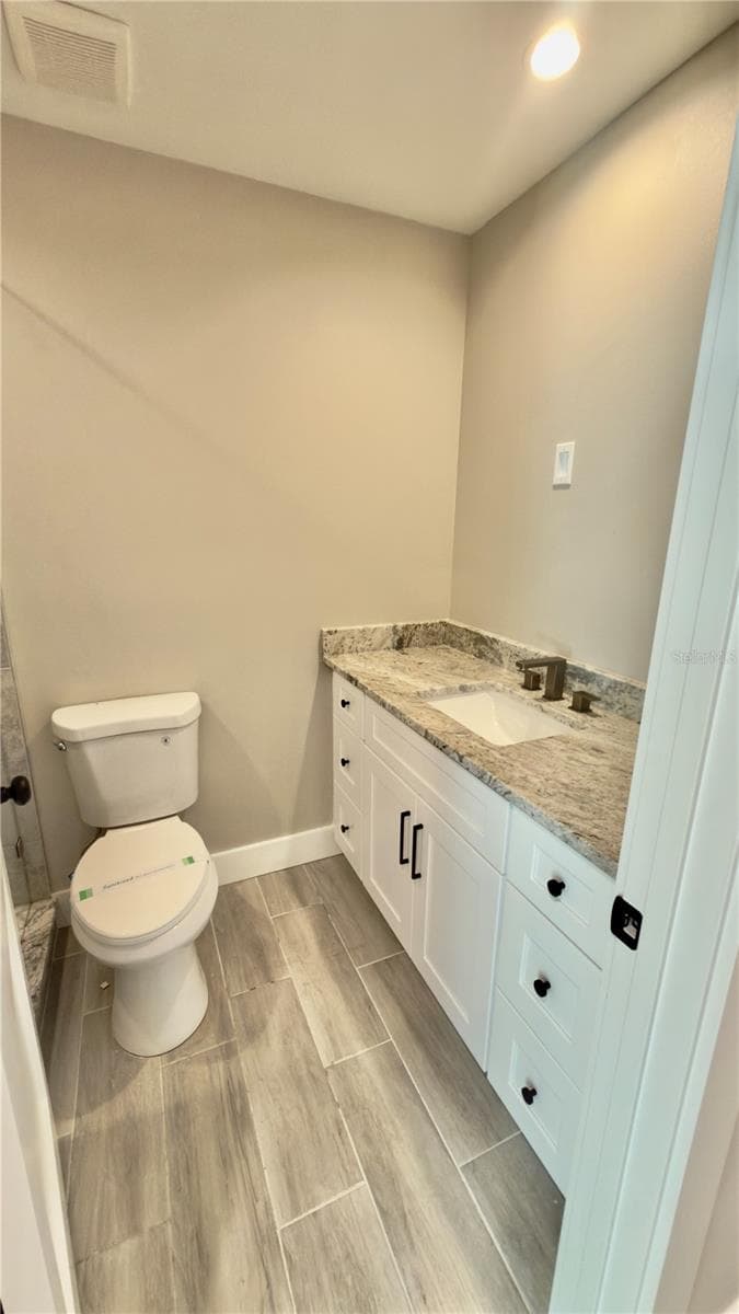 Bathroom - 1822 2ND AVE E, BRADENTON