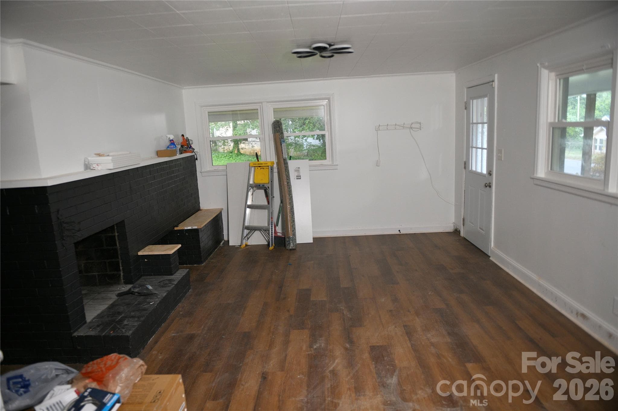 Single Family Residence at 1605 W 4th Avenue, Gastonia, photo 3 of 47