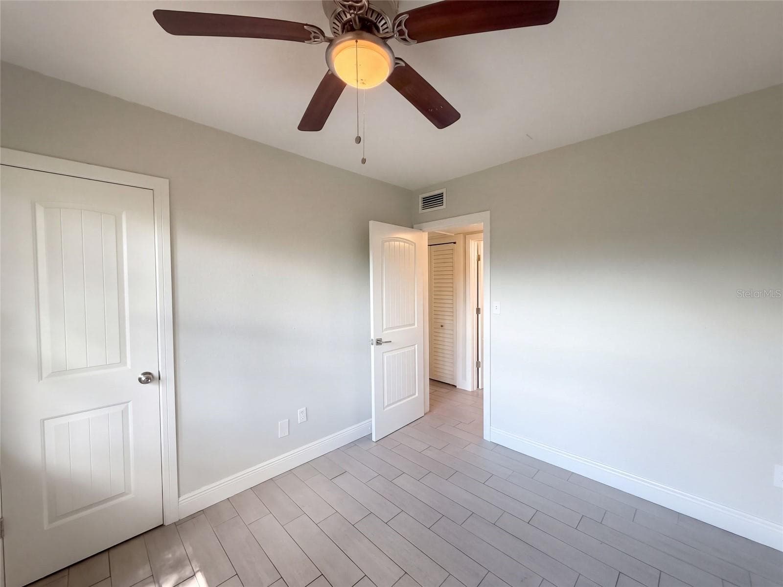 Single Family Residence at 1610 STEVENSONS DR, CLEARWATER, photo 14 of 20