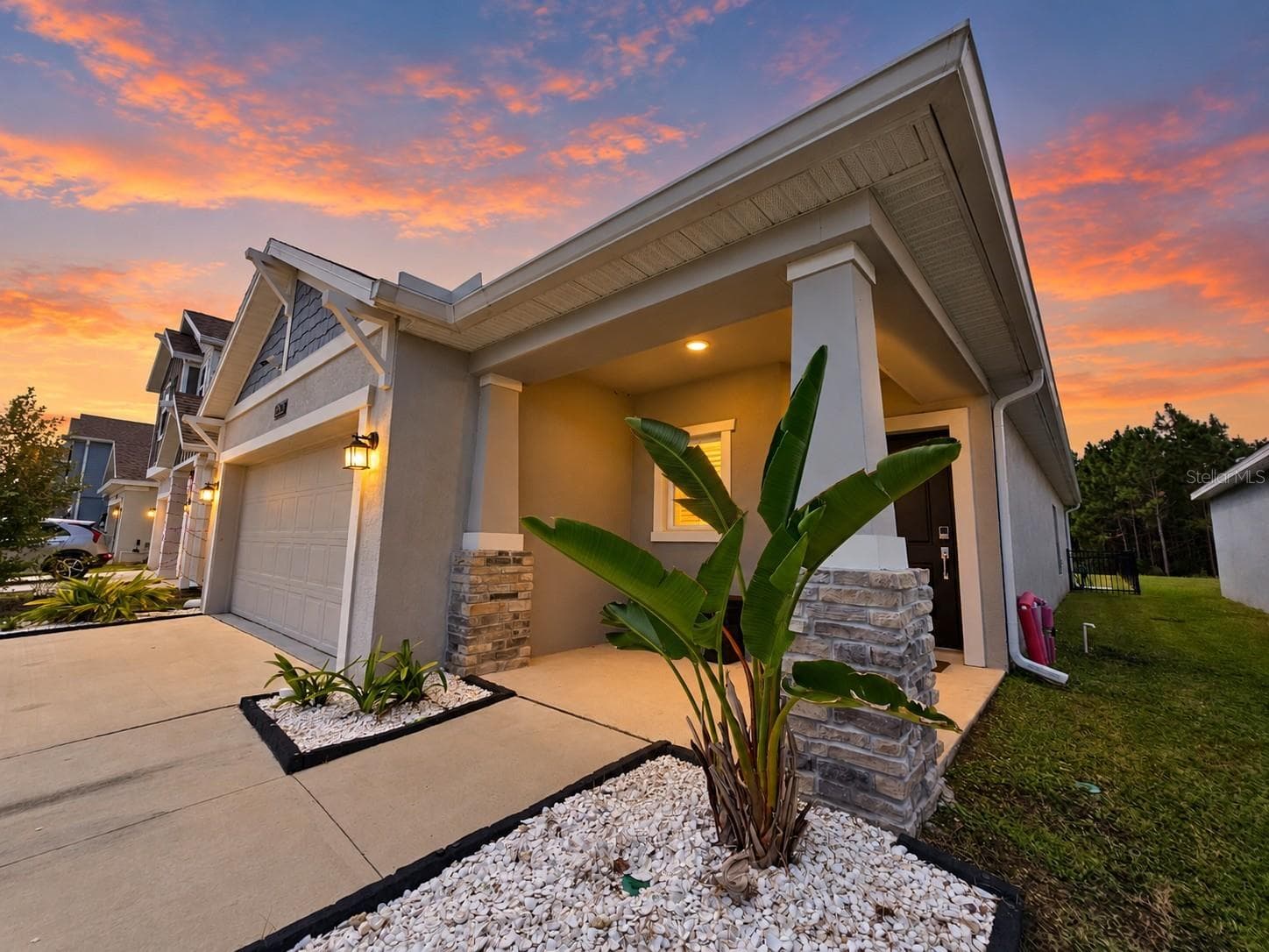 Single Family Residence at 1263 SAND TRAP CT, DAYTONA BEACH, photo 3 of 45
