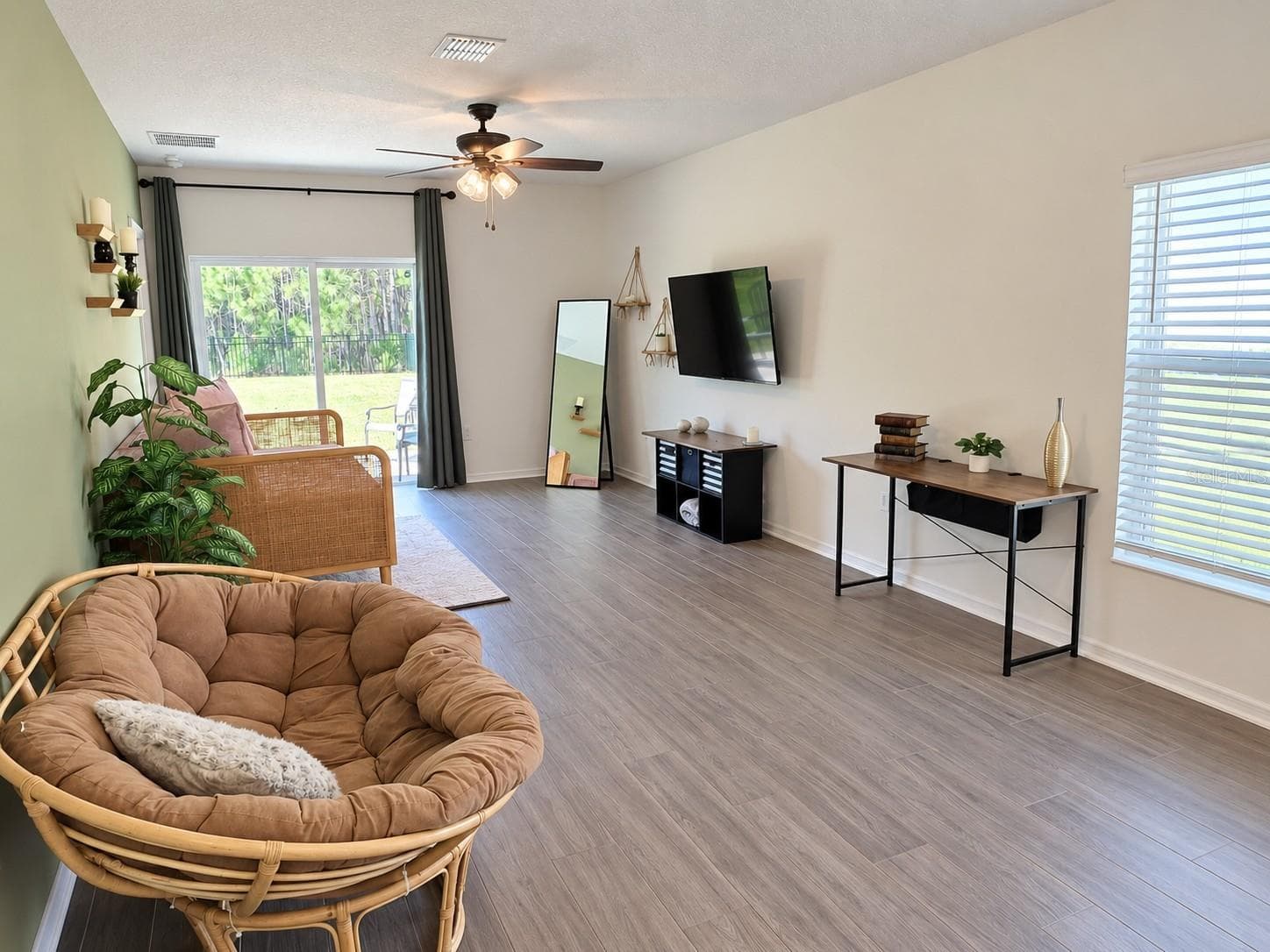 Single Family Residence at 1263 SAND TRAP CT, DAYTONA BEACH, photo 14 of 45