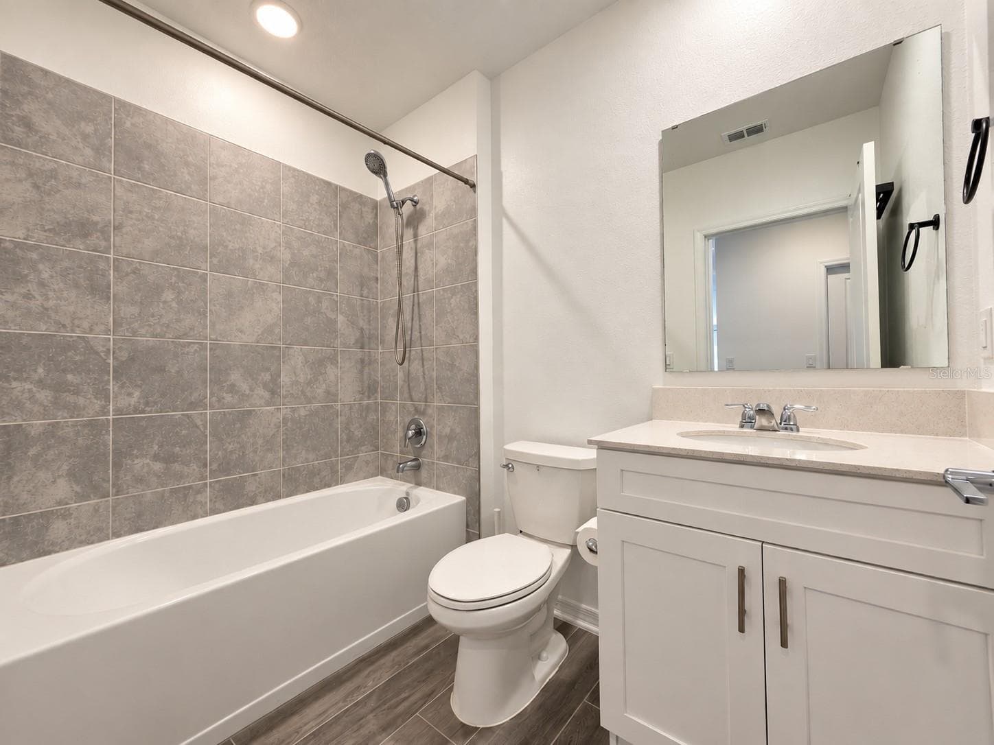Single Family Residence at 1263 SAND TRAP CT, DAYTONA BEACH, photo 24 of 45
