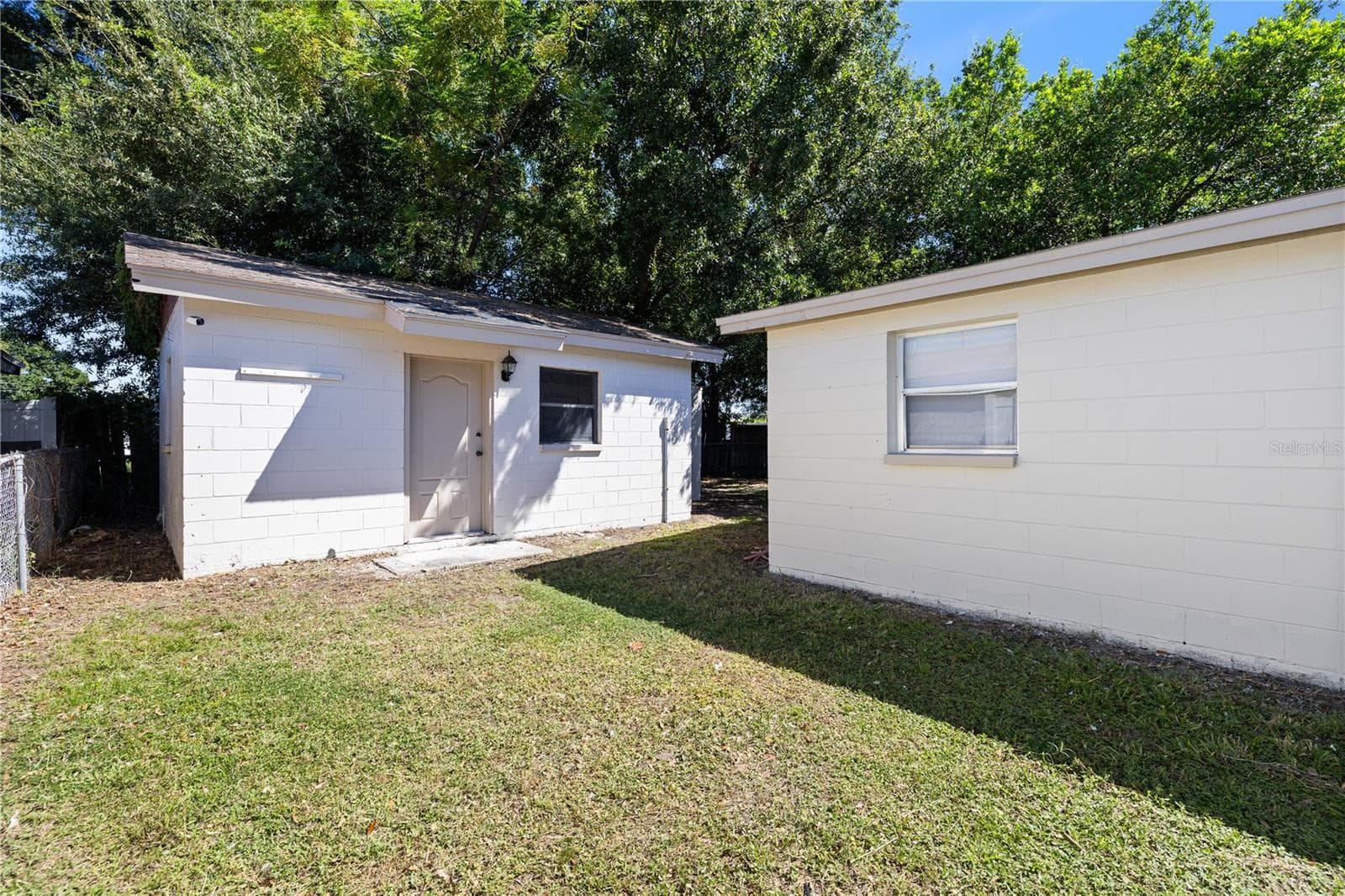 Back workshop - 4535 W HANNA AVE, TAMPA